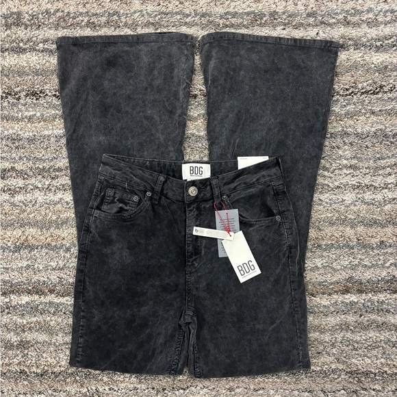 BDG Low Rise Flare Leg Corduroy Jeans Sz 28Wx32L NWT | Urban Outfitters Jeans - - Picture 5 of 13